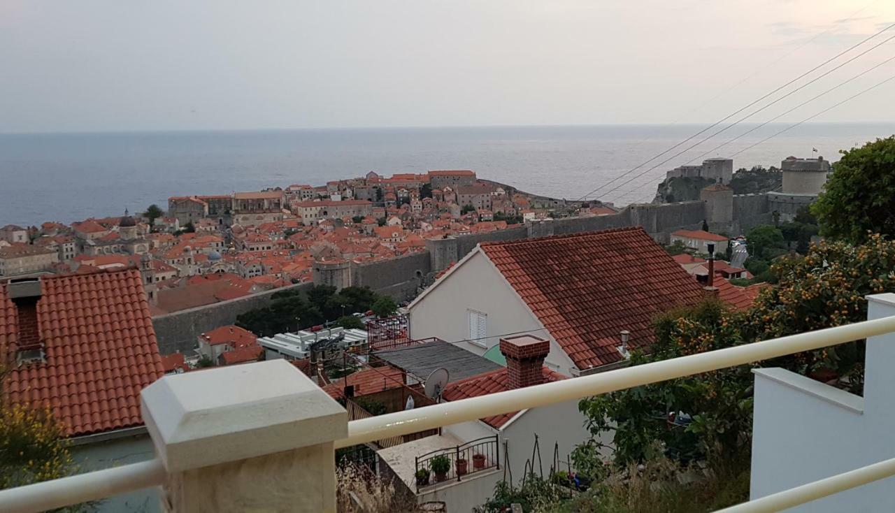 Old Town & Sea View
